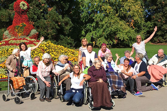 Gruppenbild Senioreneinrichtung Sonnengarten